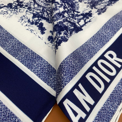 DIOR SCARF 90 IN SILK 704599