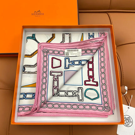 HERMES 25S SCARF 90 IN SILK 703668