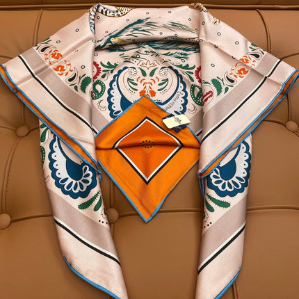 HERMES 25S SCARF 90 IN SILK 703670