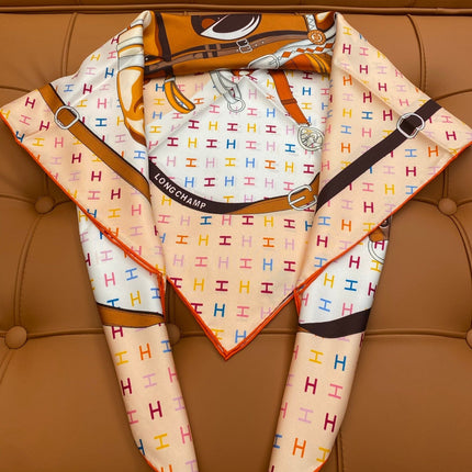 HERMES 25S SCARF 90 IN SILK 703679