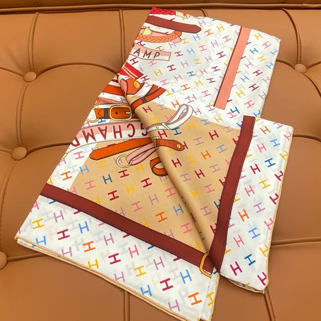 HERMES 25S SCARF 90 IN SILK 703680