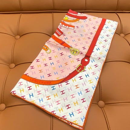 HERMES 25S SCARF 90 IN SILK 703682