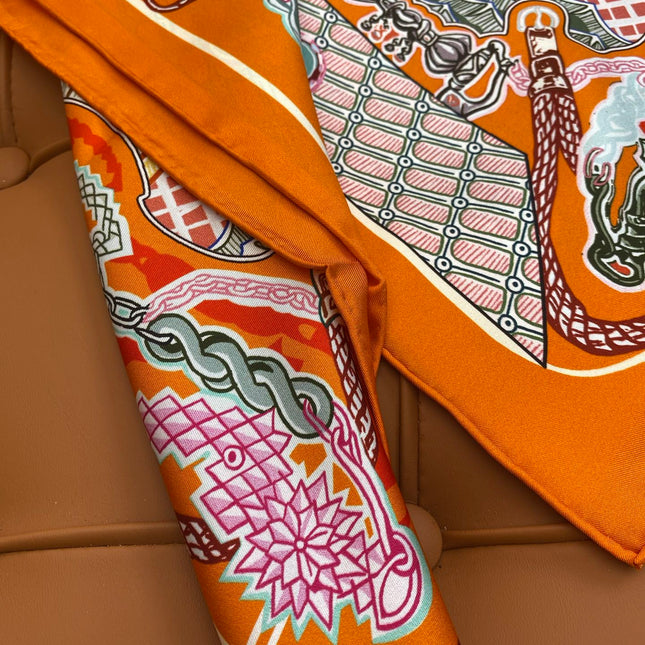 HERMES 25S SCARF 90 IN SILK 703685