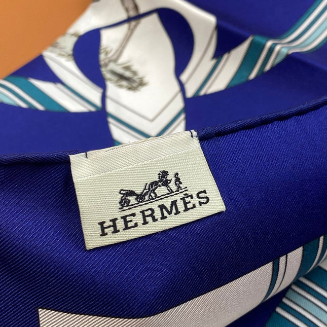 HERMES 25S SCARF 90 IN SILK 703707