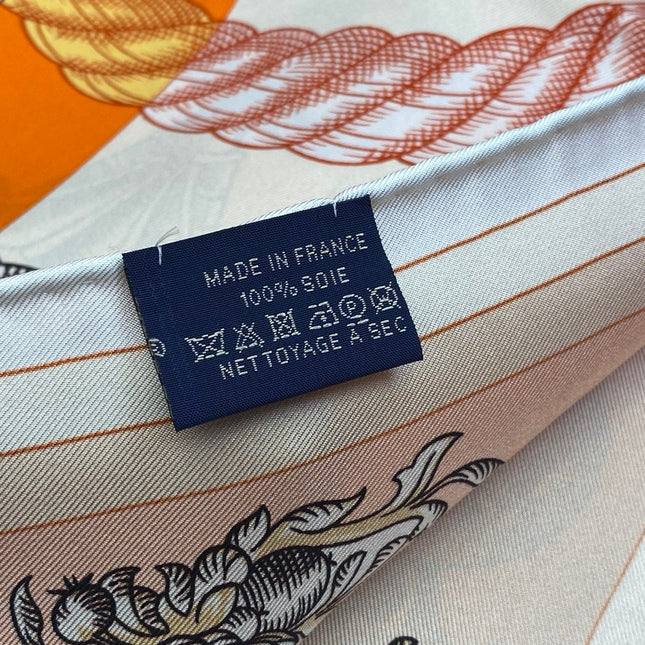 HERMES 25S SCARF 90 IN SILK 709682