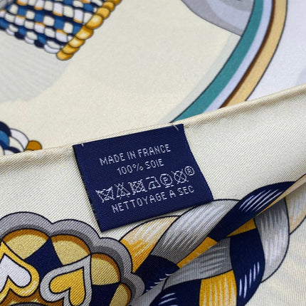 HERMES 25S SCARF 90 IN SILK 709686