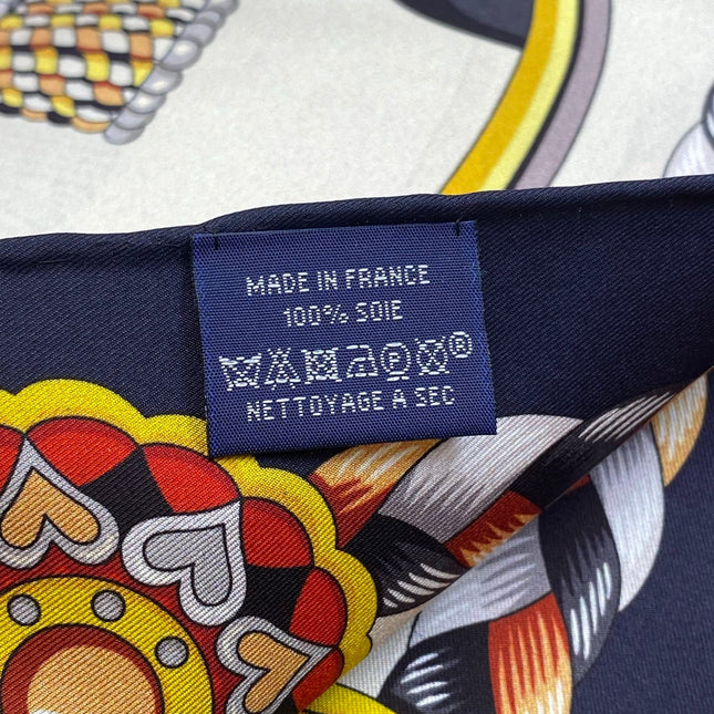 HERMES 25S SCARF 90 IN SILK 709687