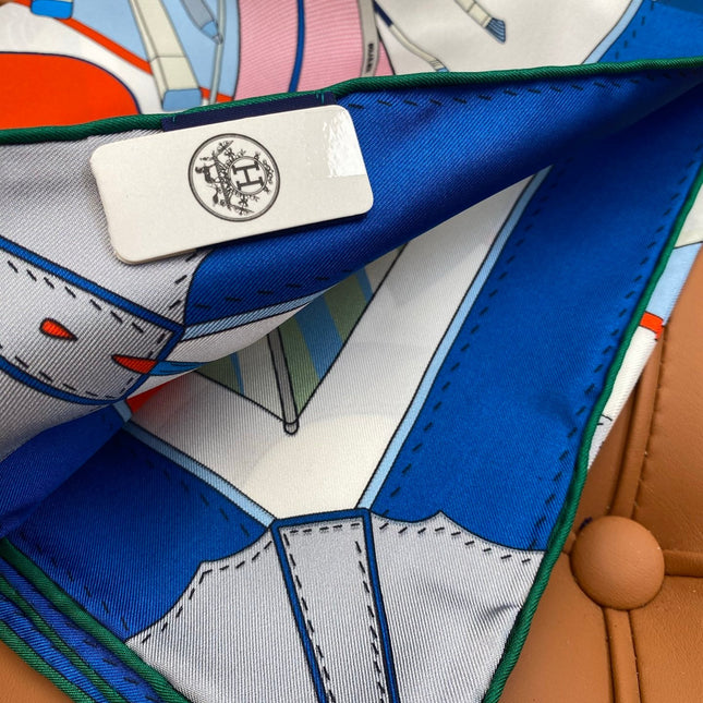 HERMES 25S SCARF 90 IN SILK 718477
