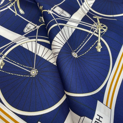 HERMES 25S SCARF 90 IN SILK 718481