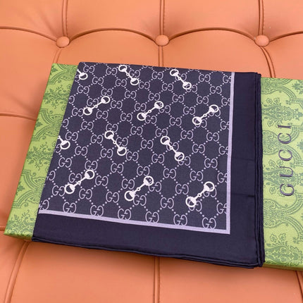 GUCCI 25S SCARF 90 IN SILK 718506