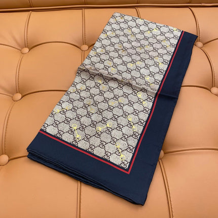 GUCCI 25S SCARF 90 IN SILK 718509
