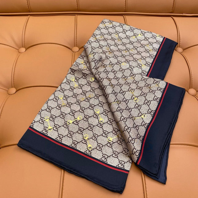 GUCCI 25S SCARF 90 IN SILK 718509