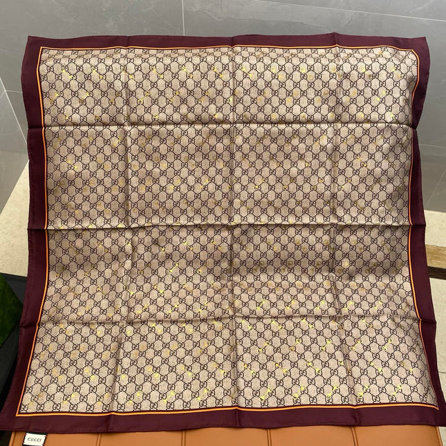 GUCCI 25S SCARF 90 IN SILK 718511