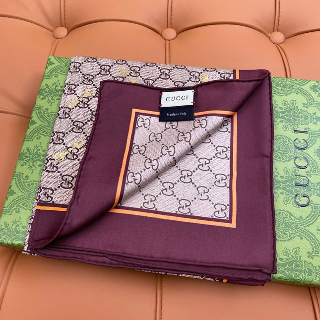 GUCCI 25S SCARF 90 IN SILK 718511