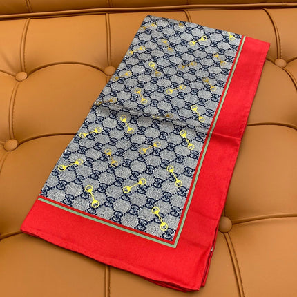 GUCCI 25S SCARF 90 IN SILK 718515