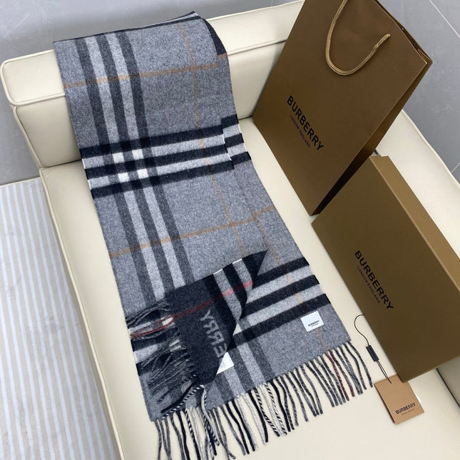 BURBERRY 25S SCARF 168 CM IN CASHMERE 935607