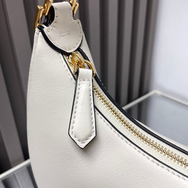 FENDIGRAPHY MEDIUM 29 IN WHITE AND ORANGE TRIM SMOOTH LAMBSKIN GOLD HARDWARE