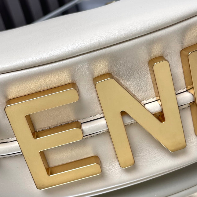 FENDIGRAPHY MEDIUM 29 IN WHITE SMOOTH LAMBSKIN GOLD HARDWARE