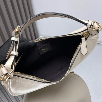 FENDIGRAPHY MEDIUM 29 IN WHITE SMOOTH LAMBSKIN GOLD HARDWARE