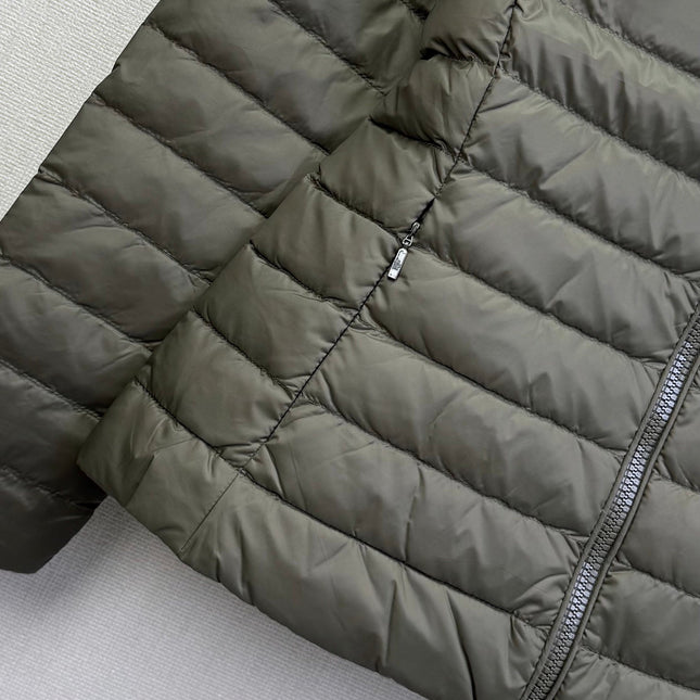 MONCLER 25S JACKET IN OLIVE GREEN 047