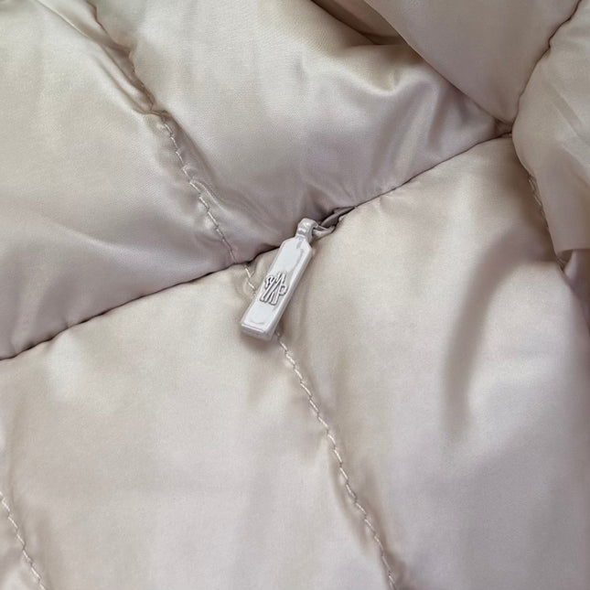 MONCLER 25S JACKET IN LIGHT PINK 045