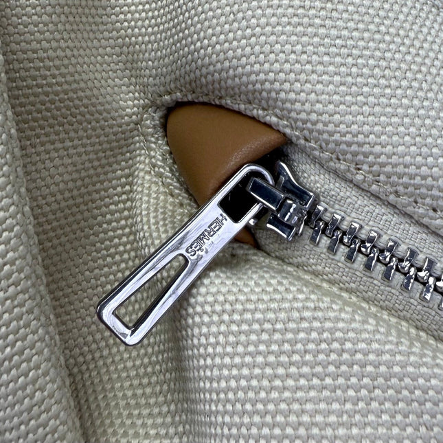 HERMES 25S HOODED DOWN JACKET 219