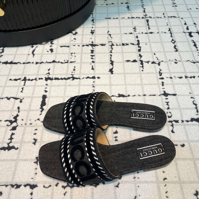 GG SLIDE SANDAL WITH GUCCI SCRIPT BLACK DENIM