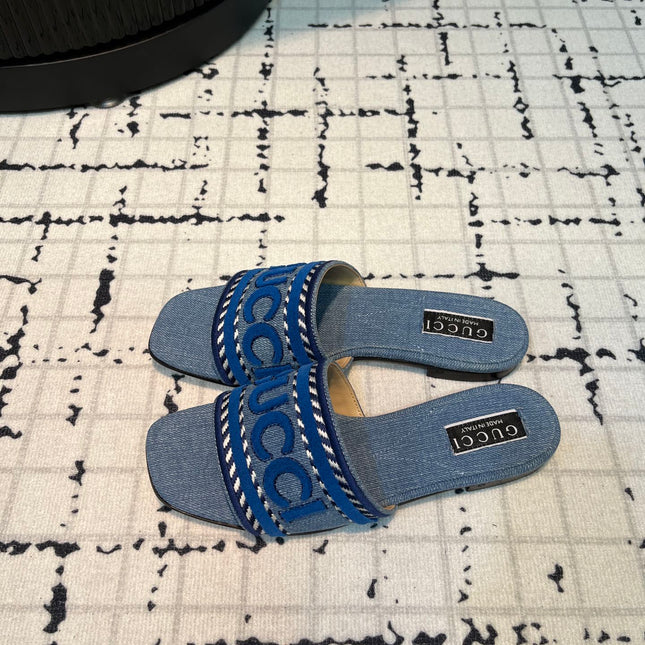 GG SLIDE SANDAL WITH GUCCI SCRIPT STONE DENIM