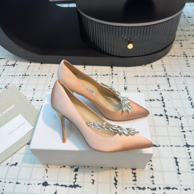 Lurum 90 Beige Satin Crystal Embellished Pumps 868666