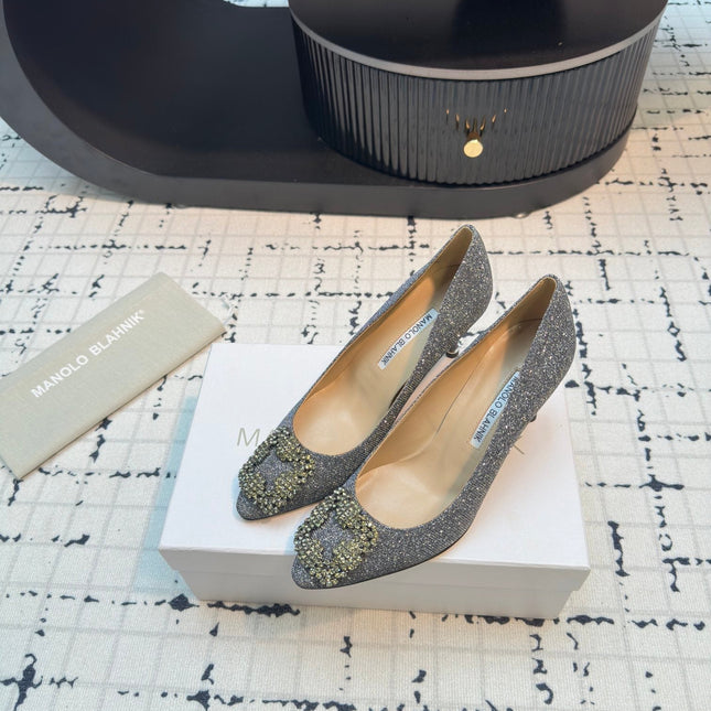 Hangisi 70 Silver Glitter Fabric Leather Jewel Buckle Pumps 912614