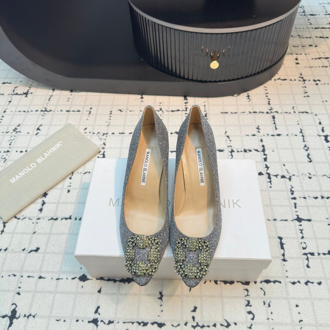 Hangisi 70 Silver Glitter Fabric Leather Jewel Buckle Pumps 912614