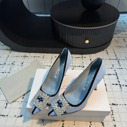 Hangisi 100 Ocean Blue Linen with Black Leather Jewel Buckle Pumps 161068