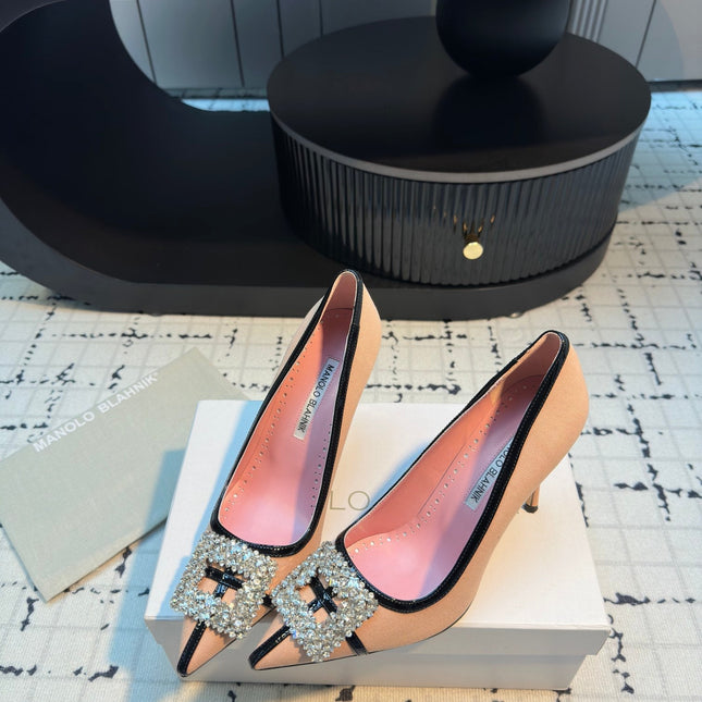 Hangisi 100 Pink Linen with Black Leather Jewel Buckle Pumps 161071