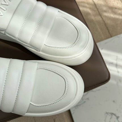 PUFFY LEATHER LOW TOP SNEAKERS IN WHITE LAMBSKIN