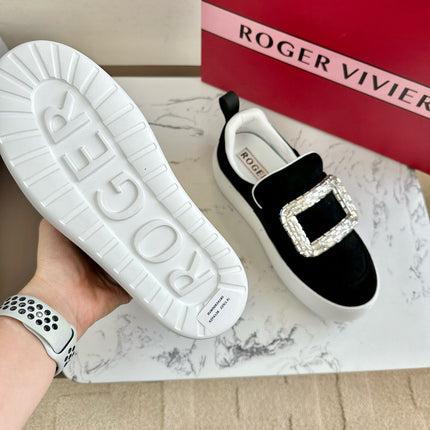 VIV' UP SNEAKERS IN BLACK SUEDE