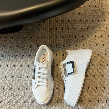 VIV' SKATE SNEAKERS IN WHITE SMOOTH CALFSKIN SILVER BUCKLE