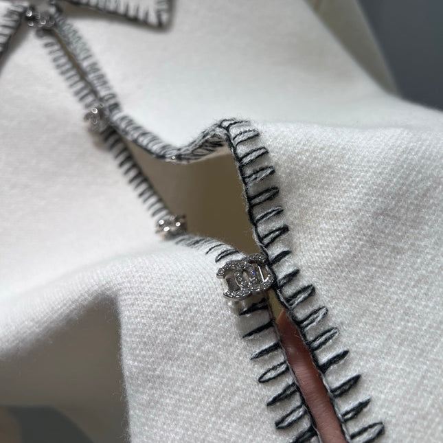 CHANEL 25S STAND-COLLAR KNITTED CARDIGAN 294