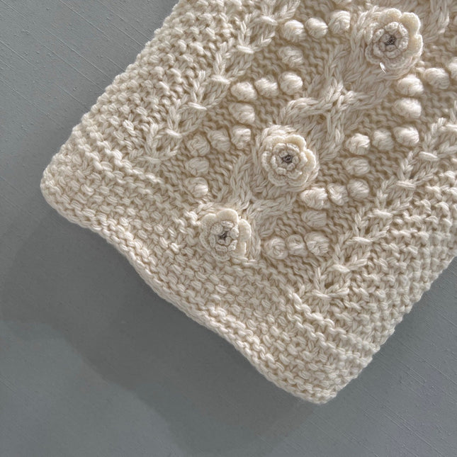 CHANEL 25S FLORAL KNITTED VEST 300