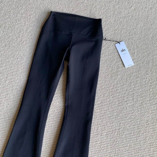 ALO FLARED PANTS STYLE 143