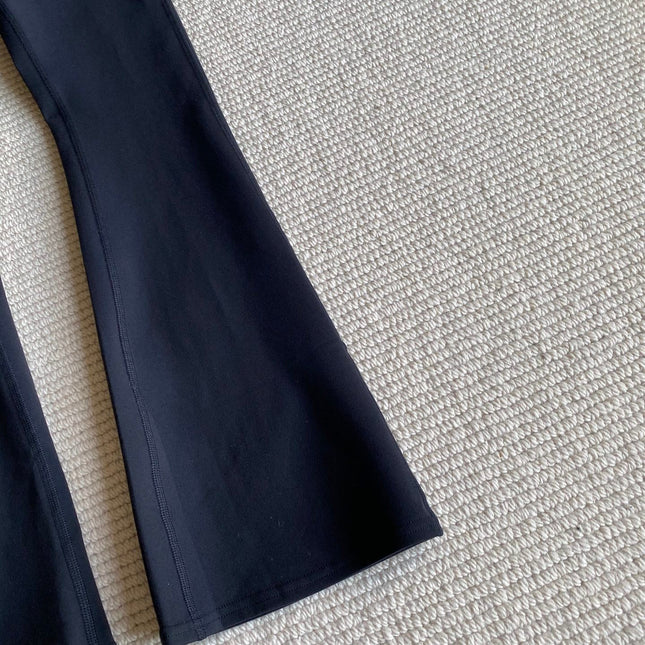 ALO FLARED PANTS STYLE 143