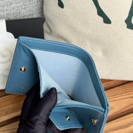 SMALL FLAP WALLET 12 IN NEPAL BLUE GRAINED CALFSKIN GOLD-TONE HARDWARE