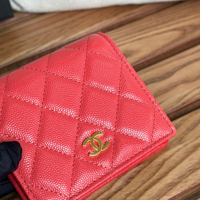 SMALL FLAP WALLET 12 IN RED GRAINED CALFSKIN GOLD-TONE HARDWARE