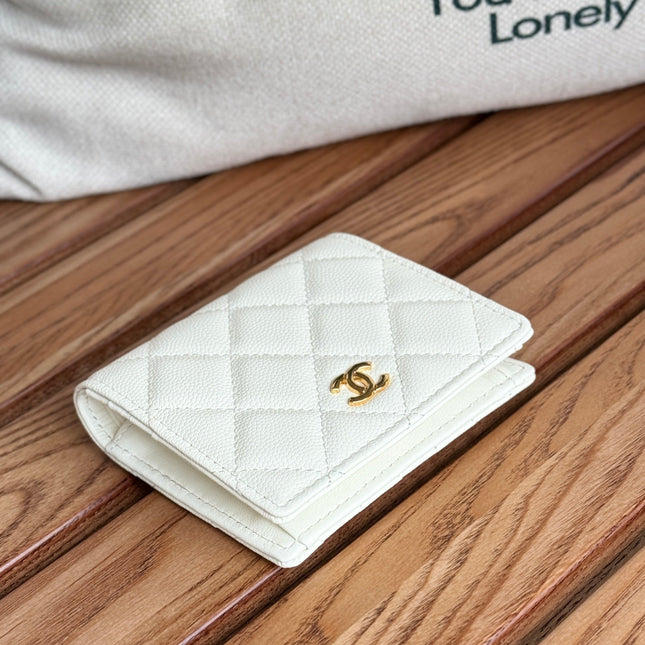SMALL FLAP WALLET 12 IN WHITE GRAINED CALFSKIN GOLD-TONE HARDWARE