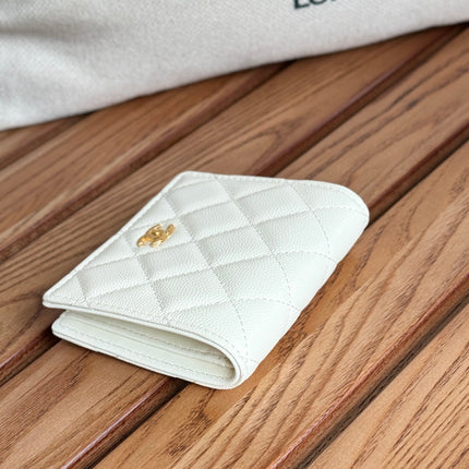 SMALL FLAP WALLET 12 IN WHITE GRAINED CALFSKIN GOLD-TONE HARDWARE