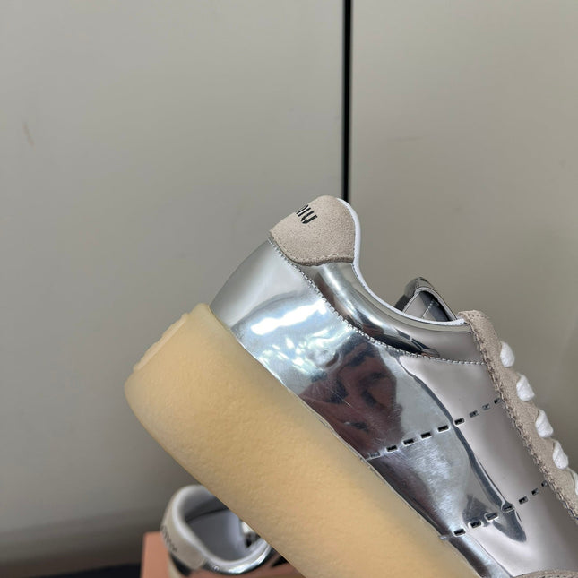 THICK-SOLED RETRO SNEAKERS IN SILVER METALLIC LAMBSKIN AND BEIGE SUEDE