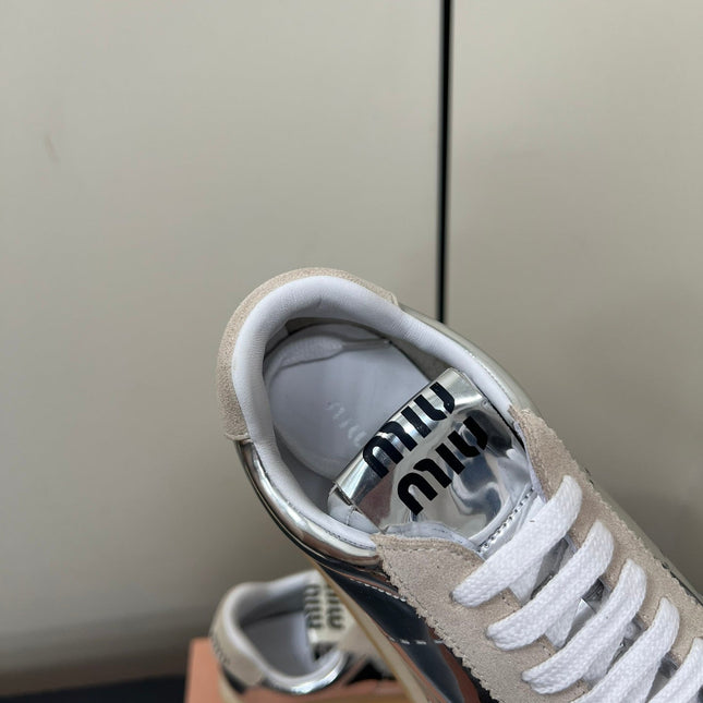 THICK-SOLED RETRO SNEAKERS IN SILVER METALLIC LAMBSKIN AND BEIGE SUEDE