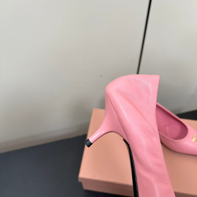 POINTED-TOE MID HEEL PUMPS IN PINK SMOOTH LAMBSKIN