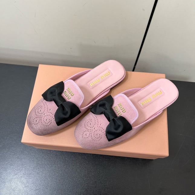 BOW MULES IN DUST PINK SUEDE