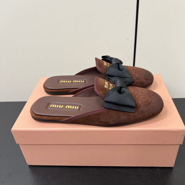 BOW MULES IN CHOCOLATE SUEDE
