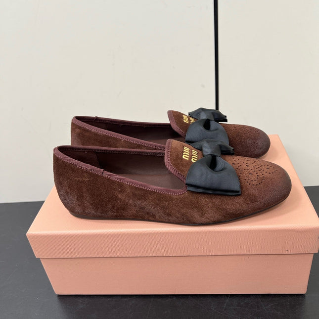 LOAFERS WITH BOW IN CHOCOLATE SUEDE